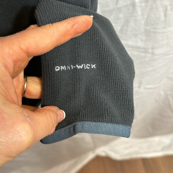 Columbia Size XL Women’s Black w/Grey Trim Omni-Wick Pull Over Athletic Jacket - Picture 4 of 4